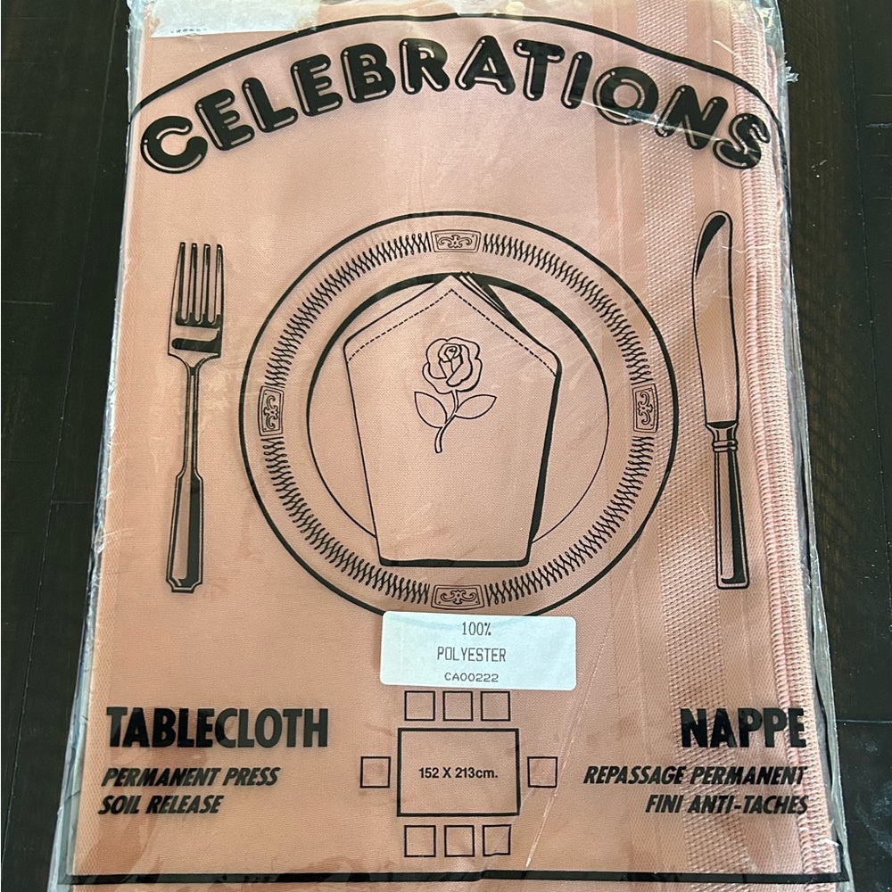 Vintage 1980s tablecloth - 60”x84”